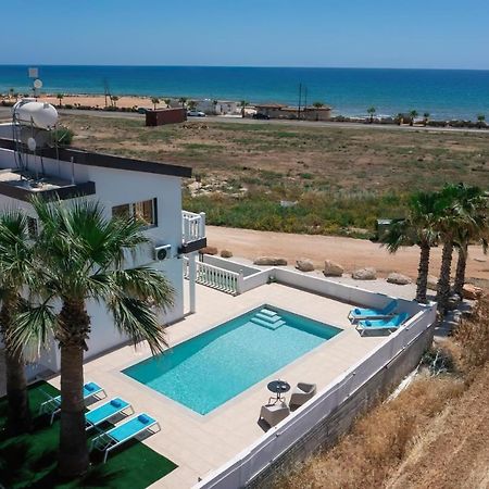Villa Suncity Boutique Beachfront 아이아 나파 외부 사진