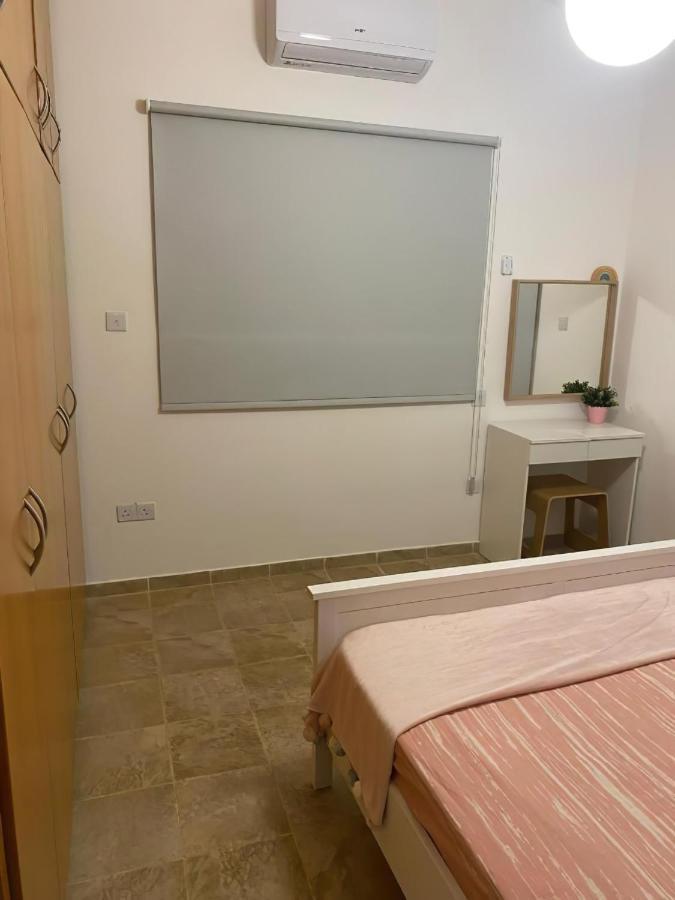 Villa Suncity Boutique Beachfront 아이아 나파 외부 사진